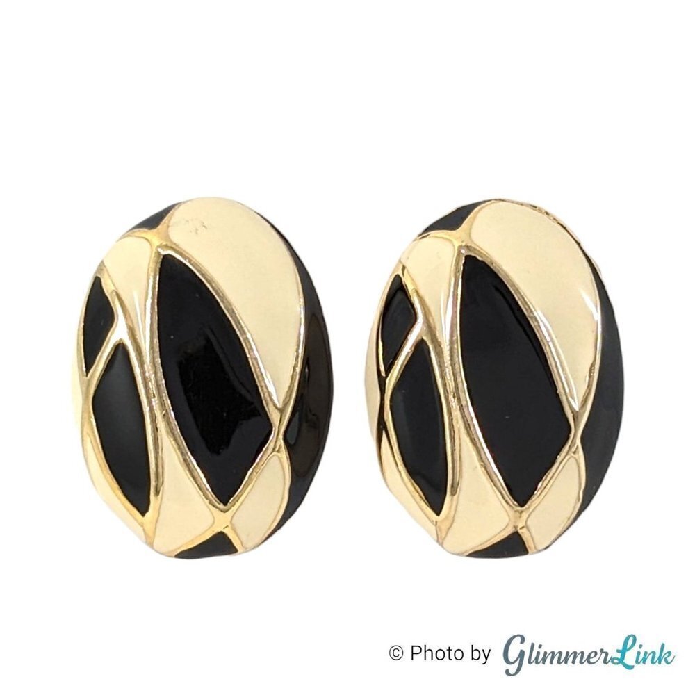 Vintage Oval  Chunky Creamy White & Black Mosaic Domed Gold Tone Pierced Earring